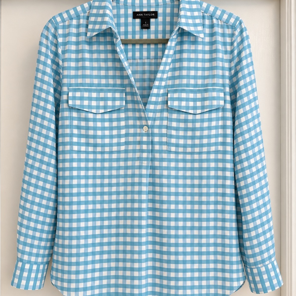 Ann Taylor Blue & White Gingham Shirt -Size S